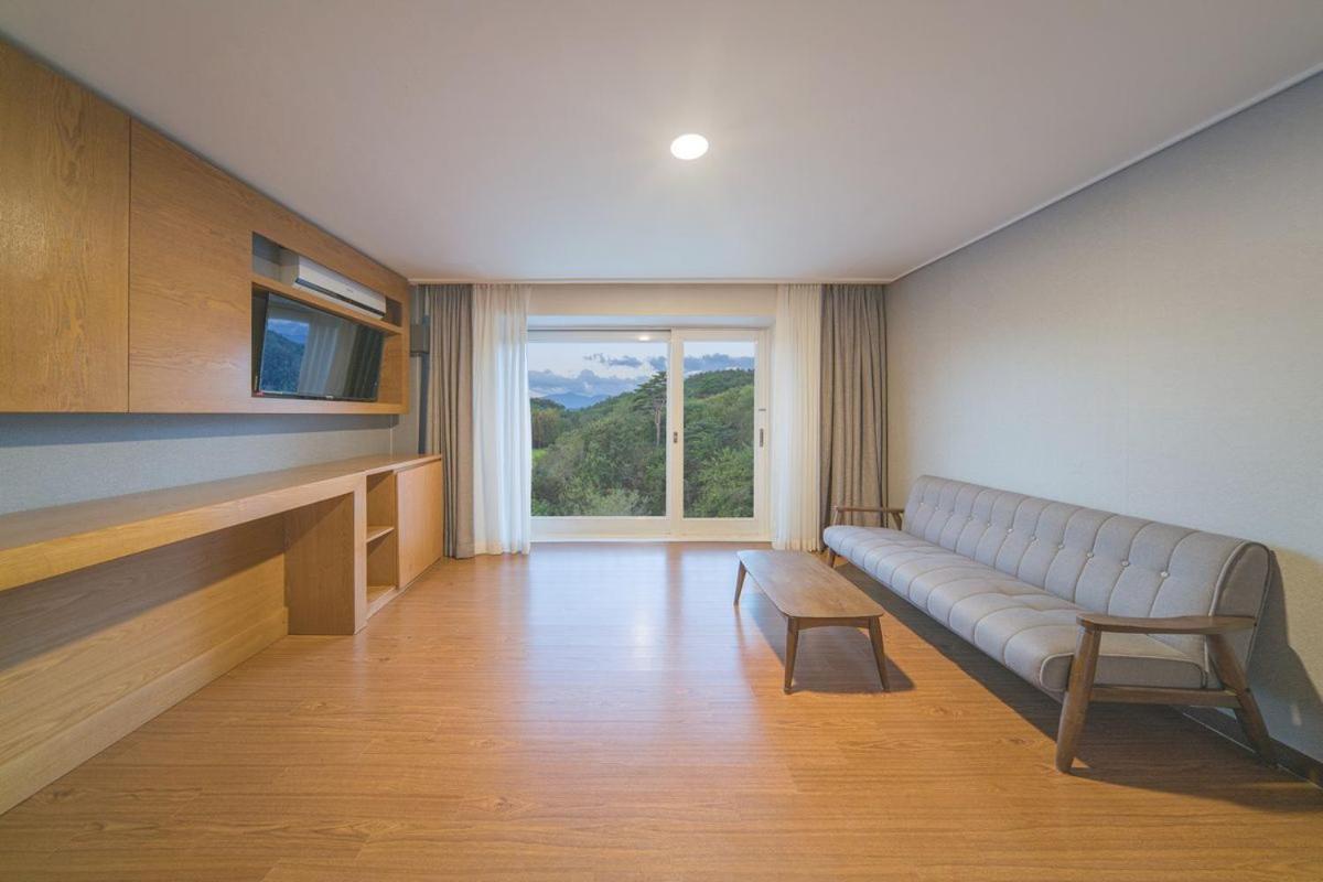 El Hotel Yangyang Eksteriør billede