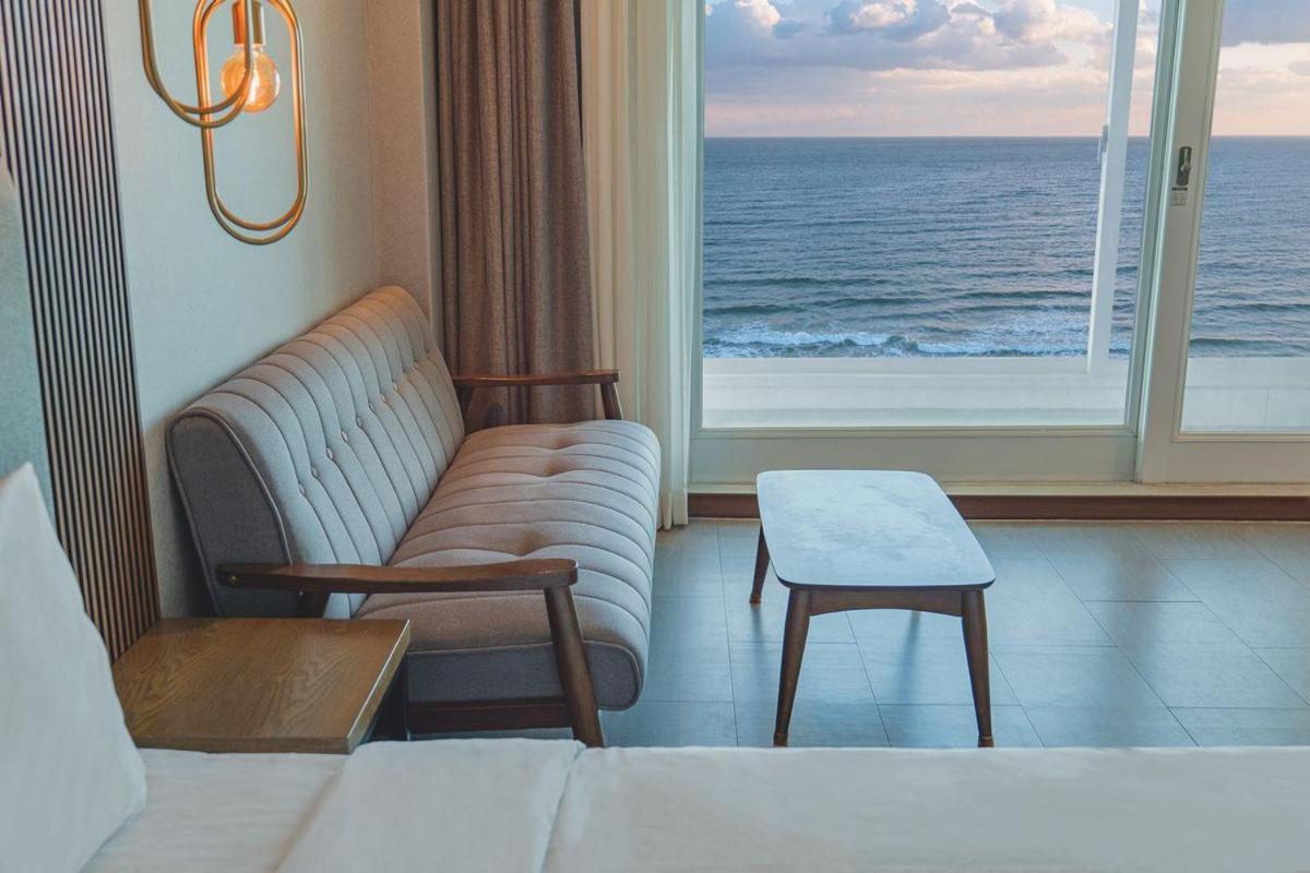El Hotel Yangyang Eksteriør billede