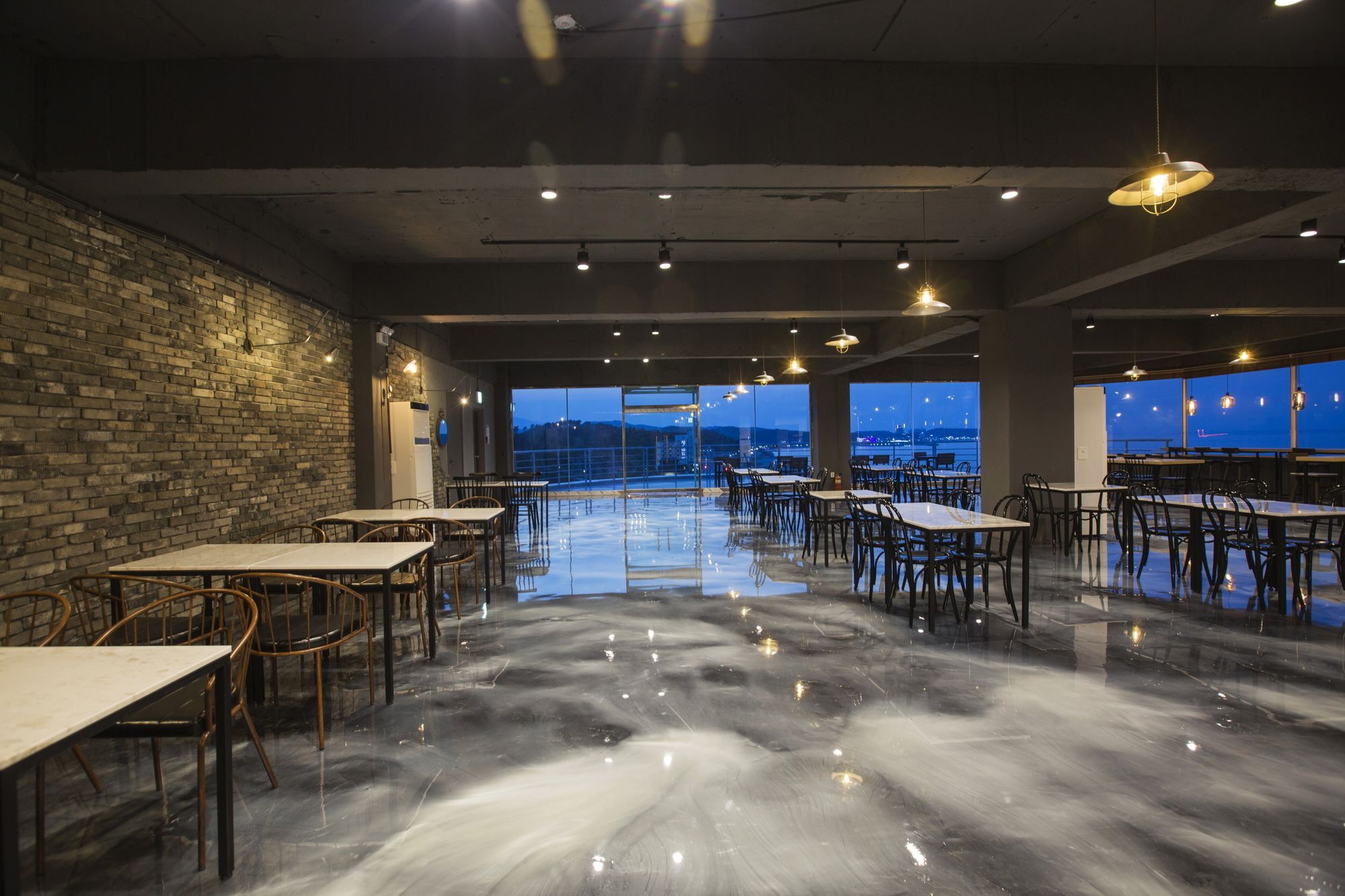 El Hotel Yangyang Eksteriør billede