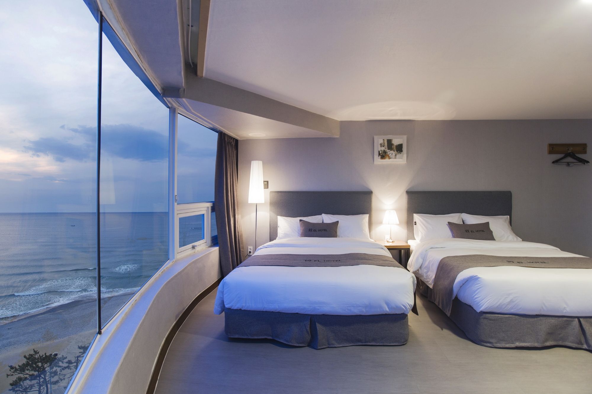 El Hotel Yangyang Eksteriør billede
